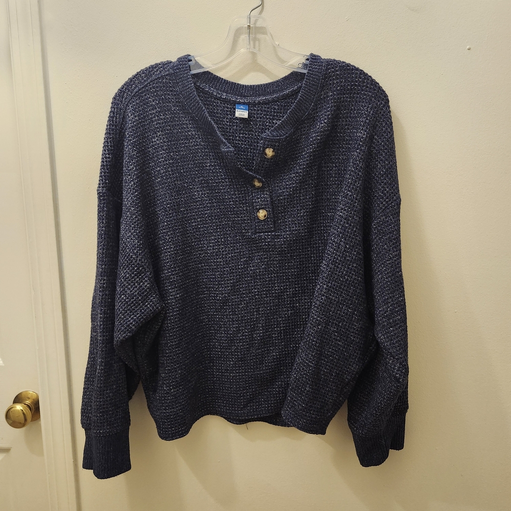 Old Navy Men's Navy Crewneck Sweater